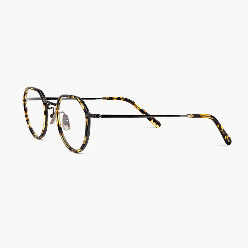 Gunmetal with Amber Tort